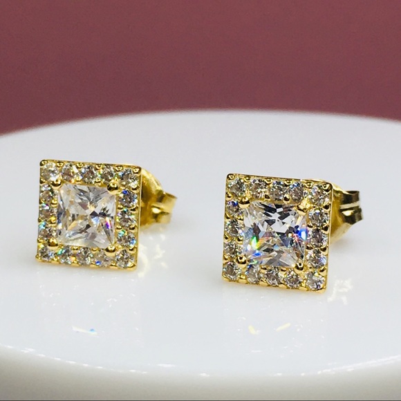 Jewelry - 18k yellow gold halo diamond stud earrings 1.25 ct